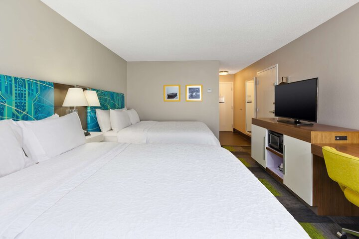 Room 16 of 22