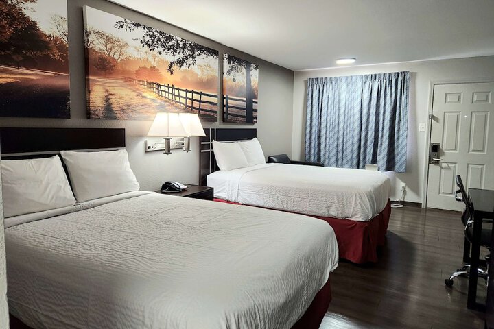 Room 16 of 37