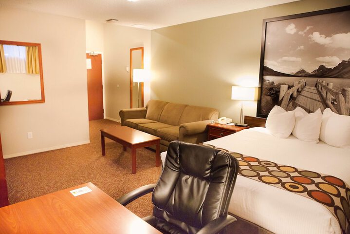 Room 27 of 45