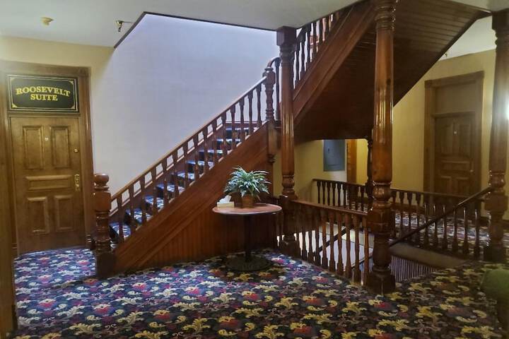 The Historic Bullock Hotel