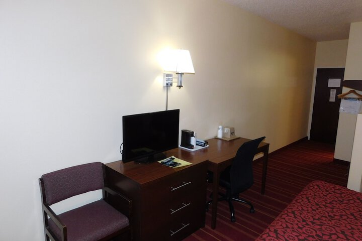 Room 7 of 22