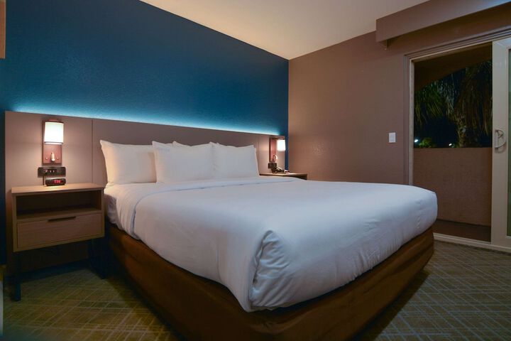 Room 14 of 55