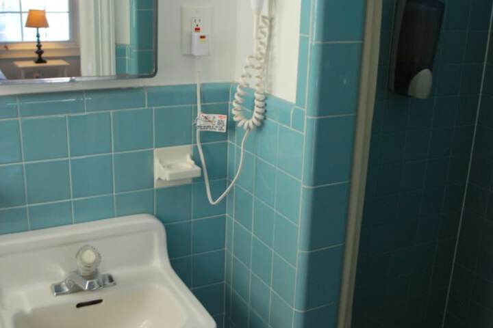 Room 44 of 63