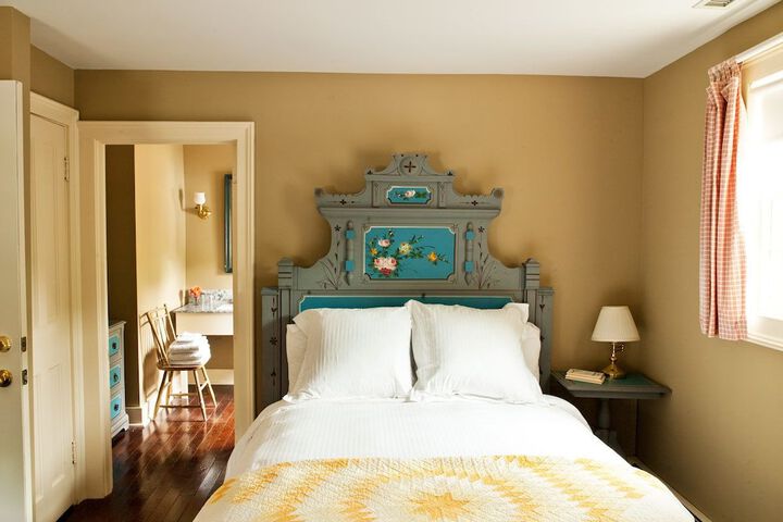Room 22 of 35