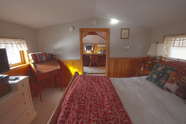 Room 139 of 200