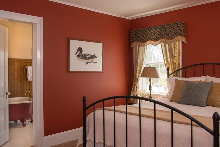 Room 23 of 144