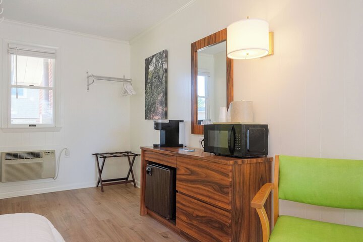 Bluff Shoal Motel