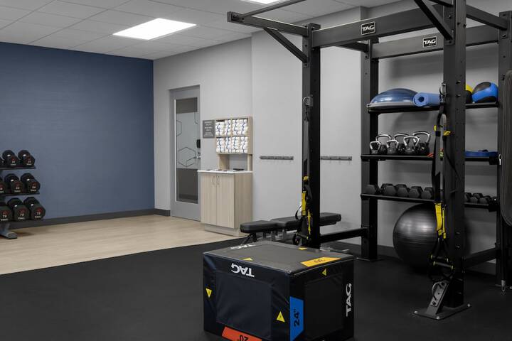 Hampton Inn & Suites by Hilton Long Island Farmingdale