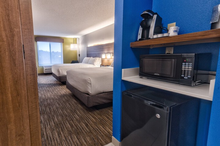 Room 40 of 69