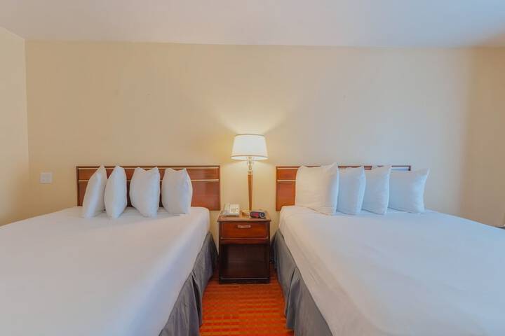 Room 43 of 71