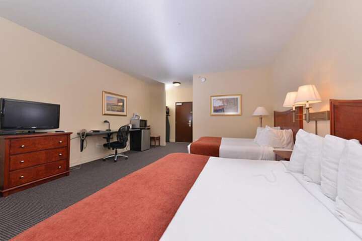 Room 14 of 39