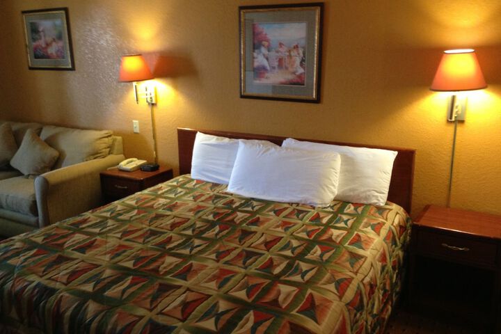 Room 20 of 24