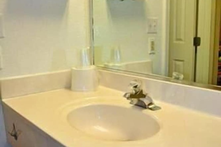 Motel 6 Seymour IN - North
