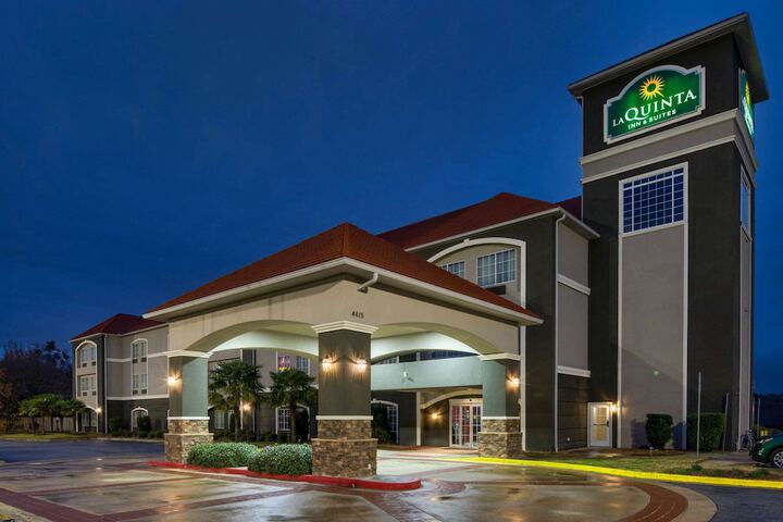 Hotel 2 of 40