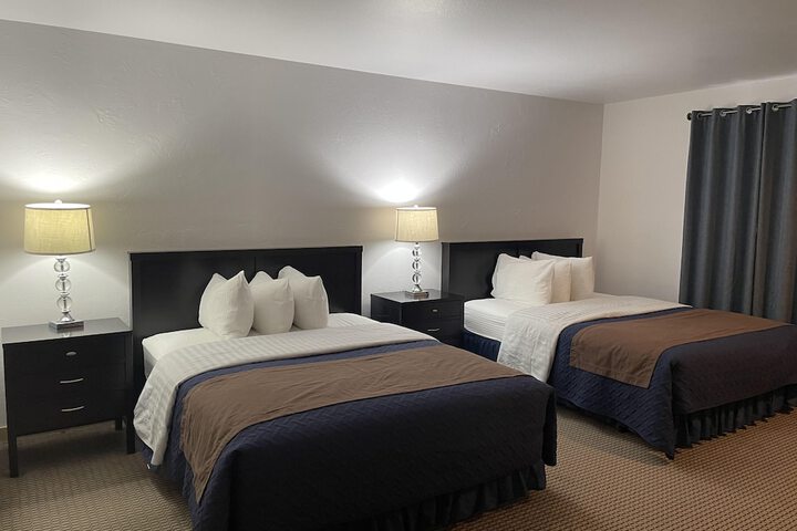 Valley Hi Motel - Near Winter Park Visitor Center