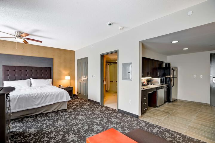 Room 20 of 39