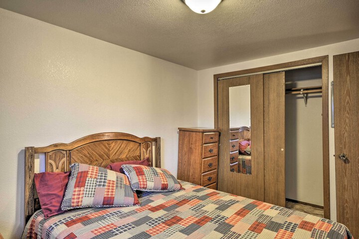 Charming Columbus Apt Along Yellowstone River