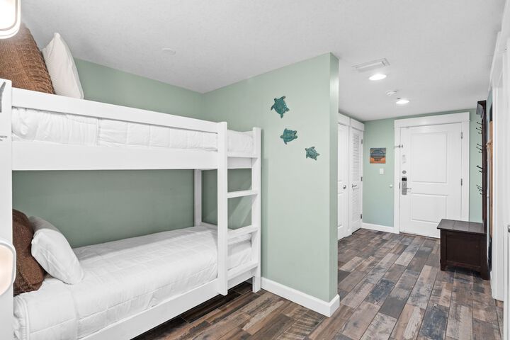 Room 101 of 308