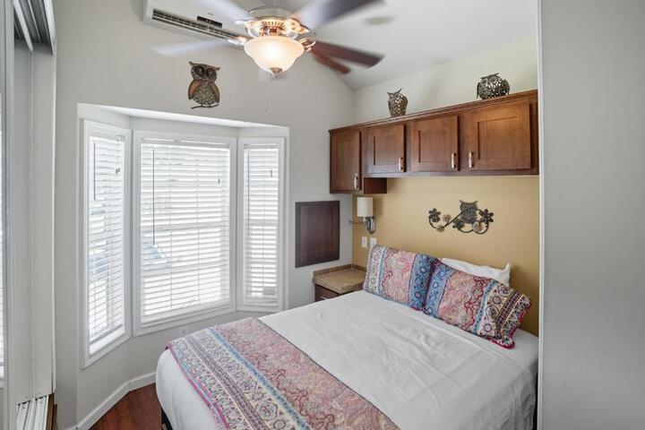 Live Oak Landing