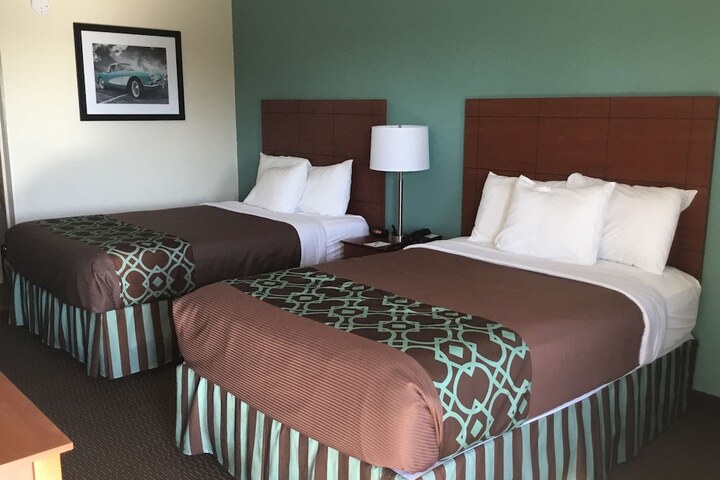 Room 11 of 23
