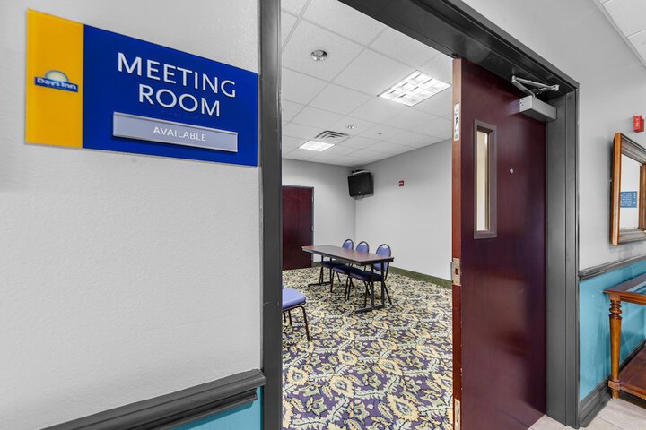 Days Inn by Wyndham Salado