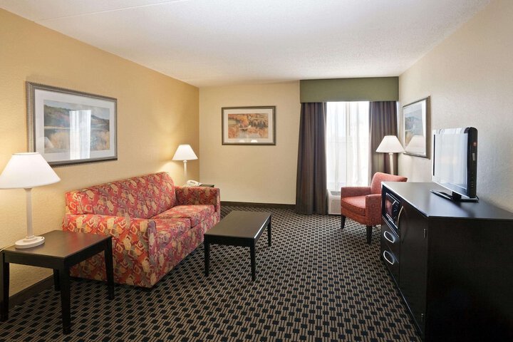 Room 30 of 53
