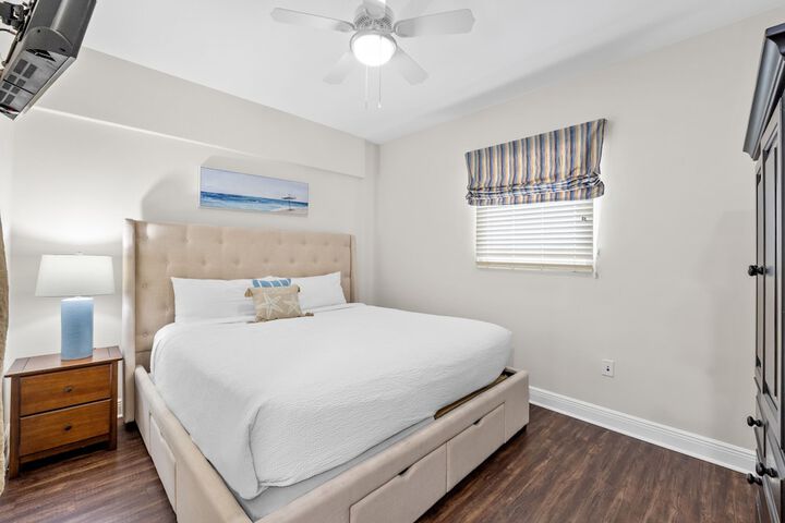 Room 165 of 284