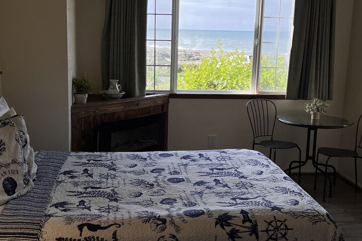 Room 21 of 39