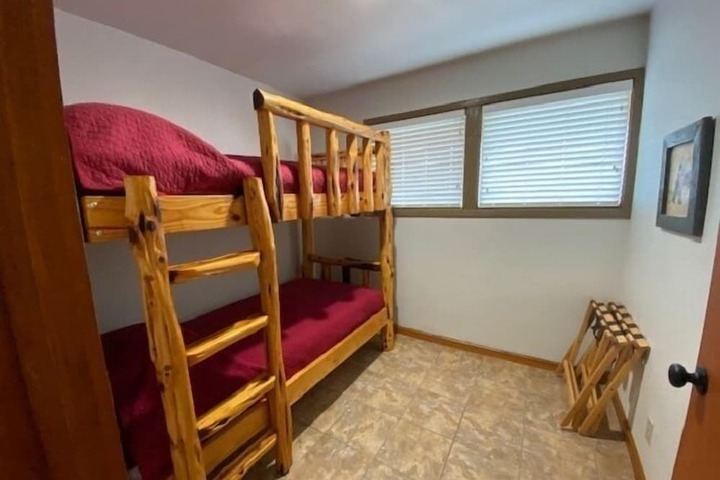 Room 73 of 129