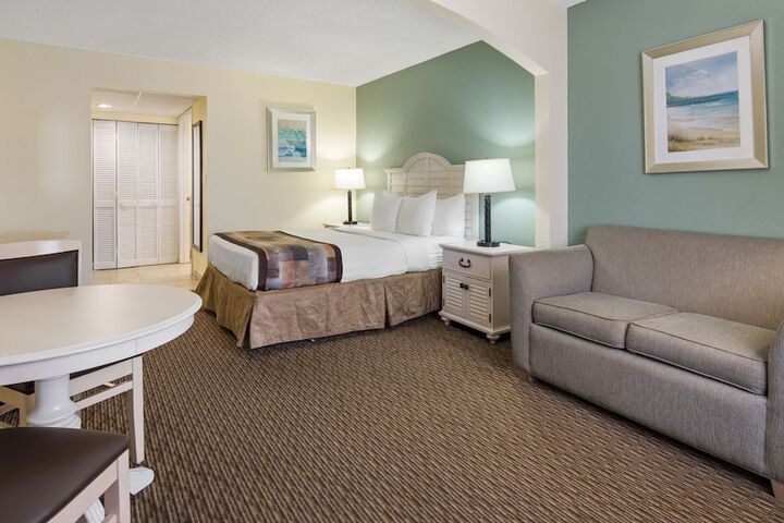 Room 18 of 24