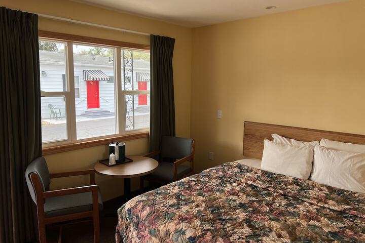 Room 254 of 443