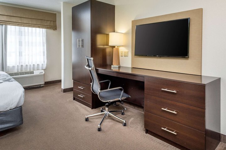 Sleep Inn & Suites Cross Lanes - South Charleston