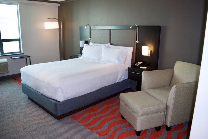 Room 22 of 43