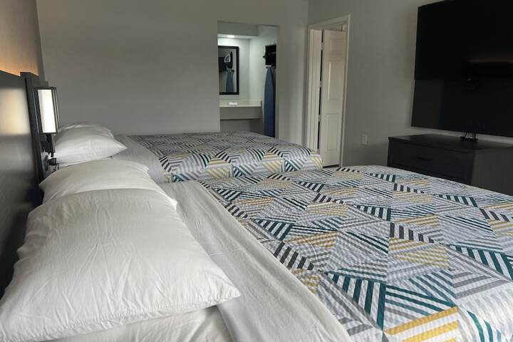 Room 32 of 56
