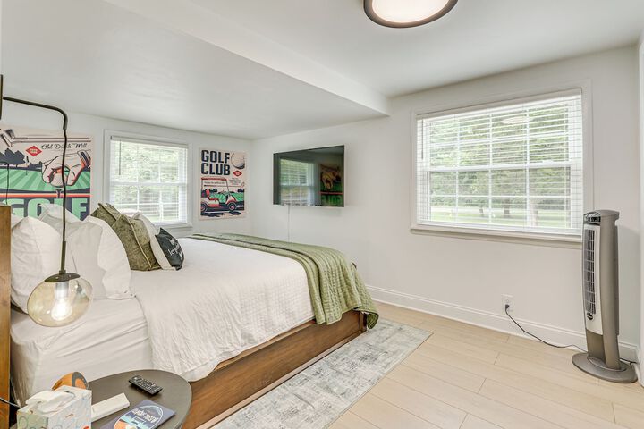 Family Home w / Hot Tub: 1/2 Mi to Lake Milton