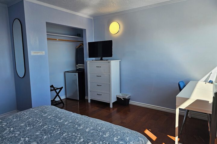 Room 47 of 123