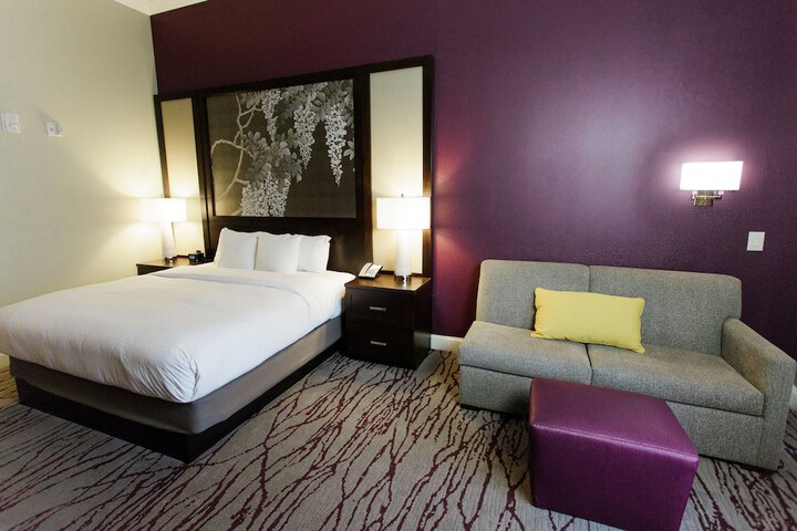Room 22 of 56