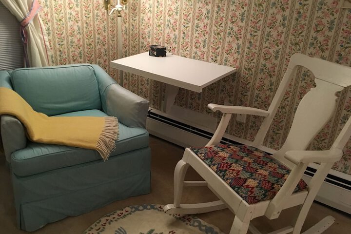Room 38 of 148