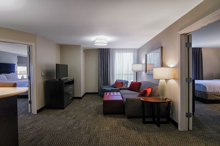 Staybridge Suites Marquette by IHG