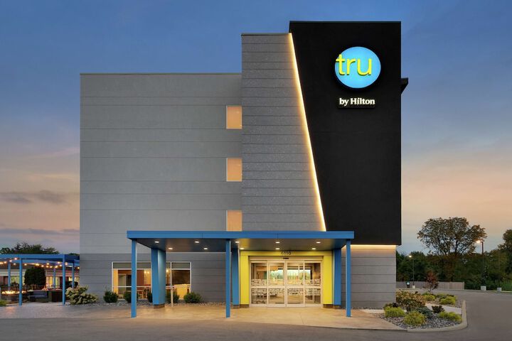 Hotel 2 of 43