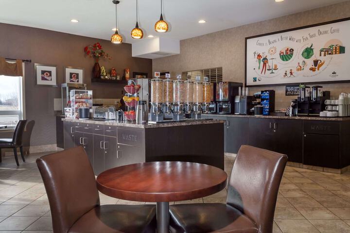 Ramada by Wyndham Stettler
