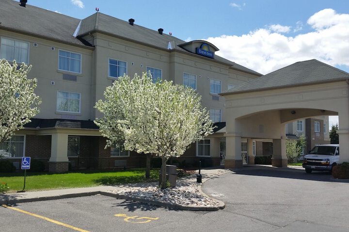 Hotel 3 of 33
