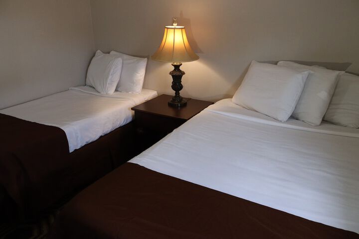 Room 71 of 83