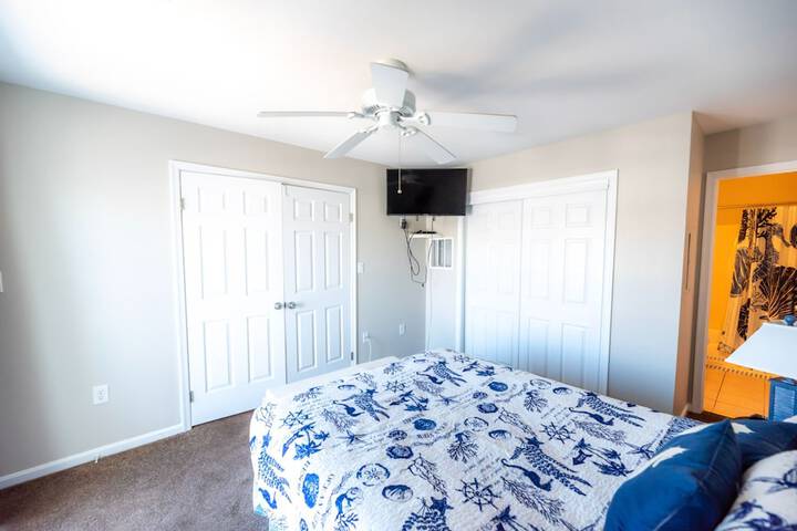 Room 19 of 48