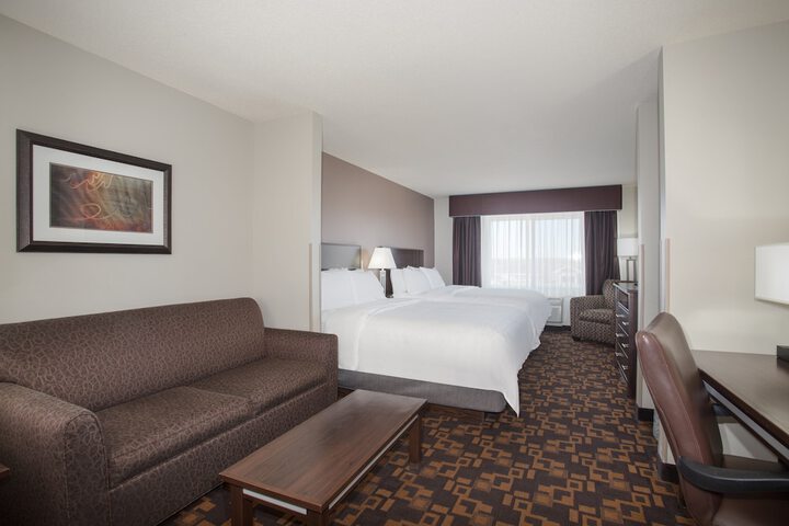 Holiday Inn Express & Suites Yankton by IHG