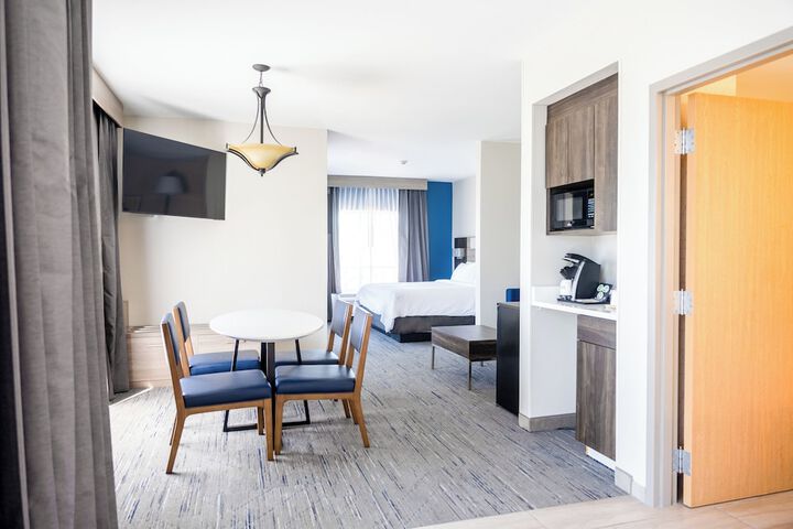 Room 21 of 45