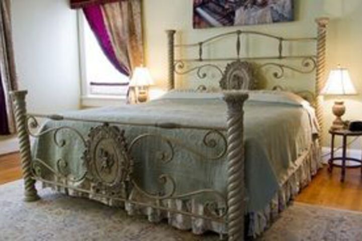 Simply Divine Bed and Breakfast