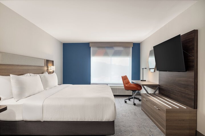 Holiday Inn Express Fayetteville – Fort Bragg by IHG