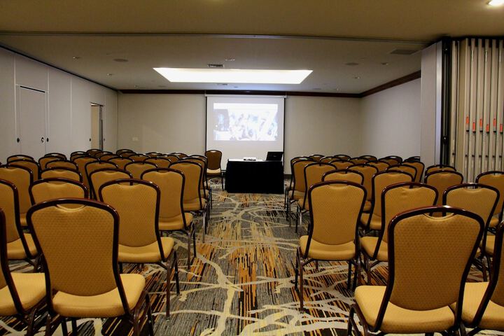 Holiday Inn Denver Lakewood by IHG