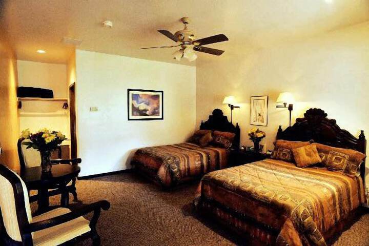 Room 25 of 38